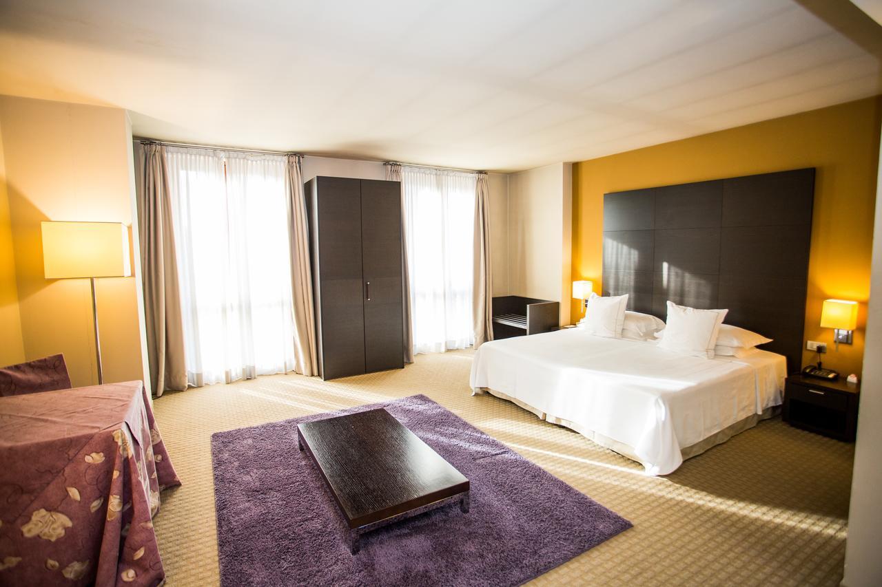 Hotel Fortyfive Ківассо Екстер'єр фото