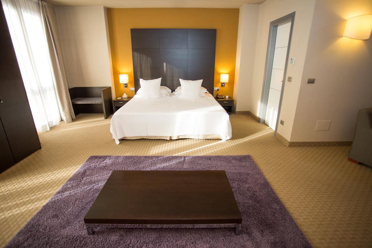 Hotel Fortyfive Ківассо Екстер'єр фото